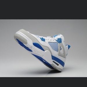 Meet your Posher, Alpha